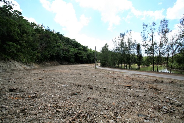 写真：[売土地]名護市呉我